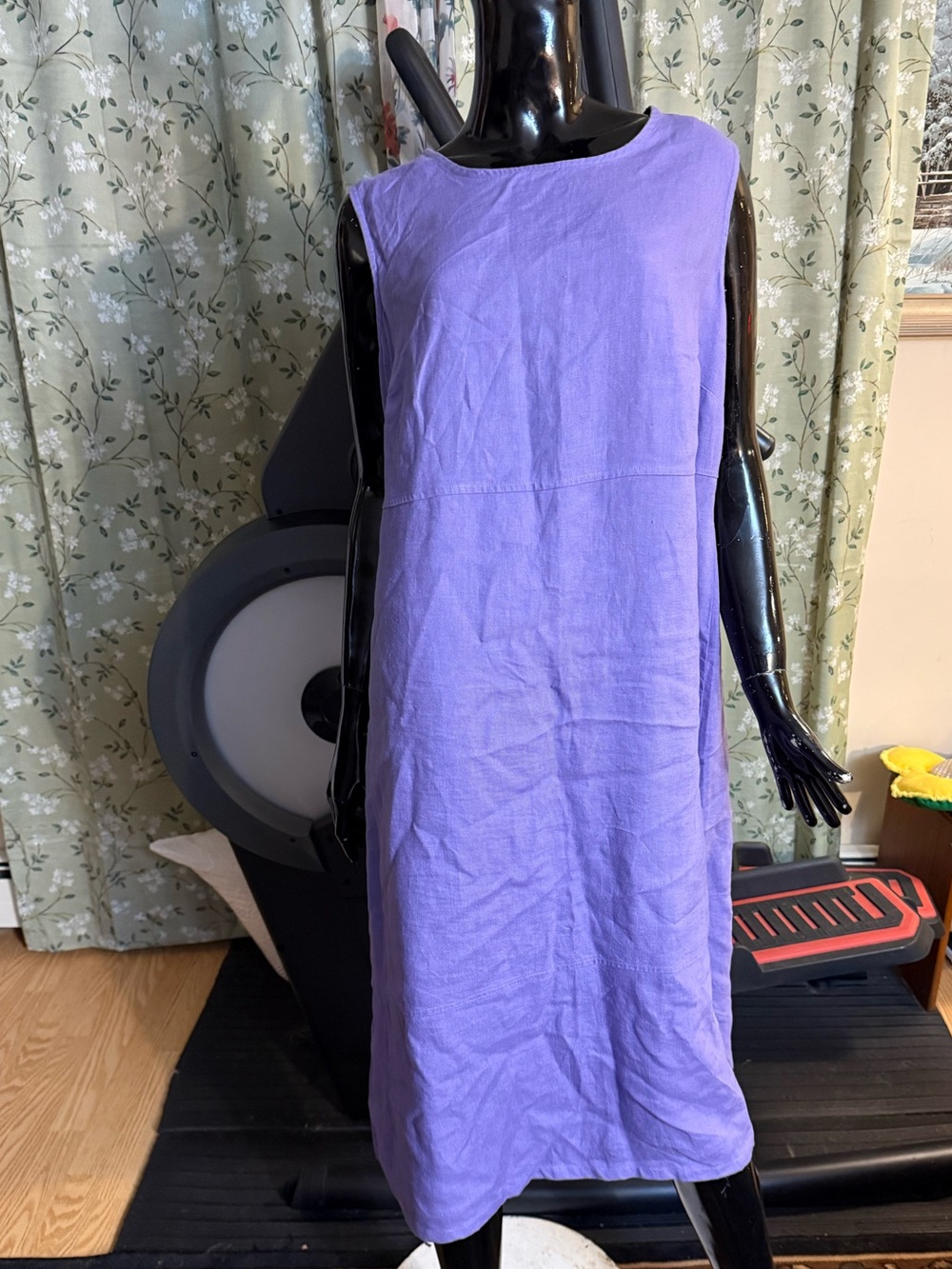 Sleeveless Lavender Shift Dress for Women